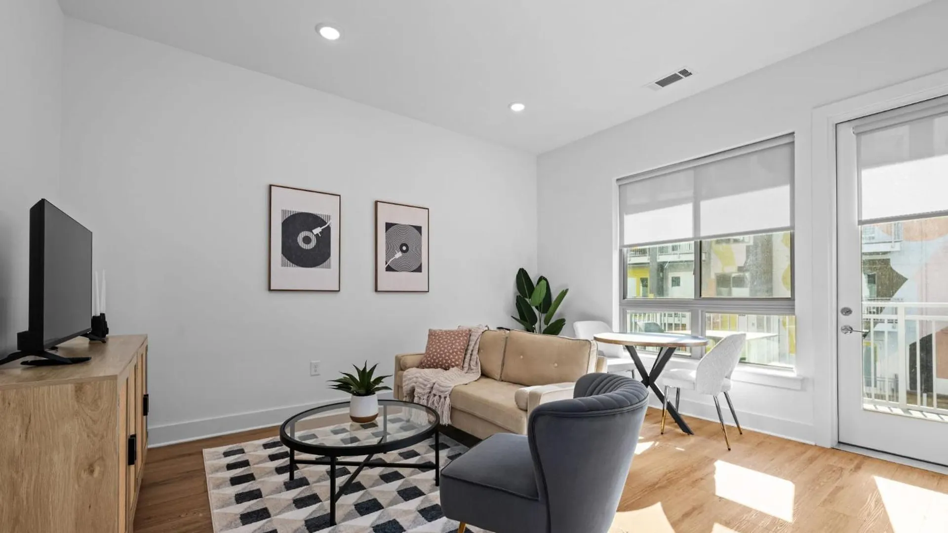 Loso Apartments In Charlotte