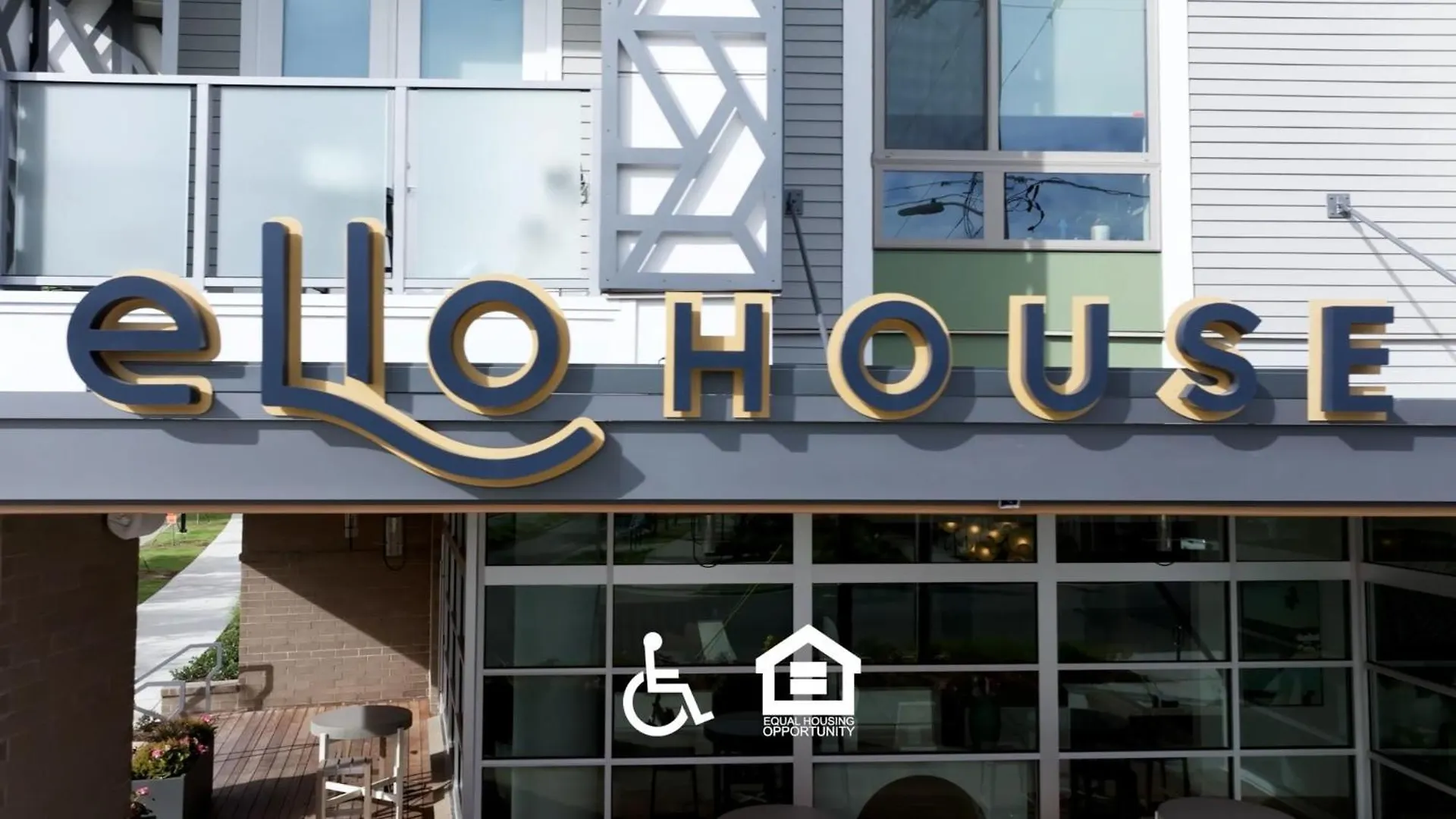 Loso Apartments In Charlotte 0*,  United States