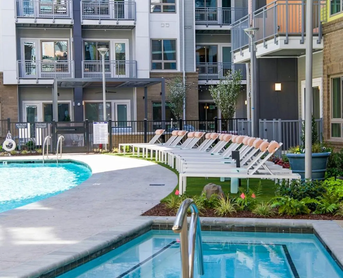 Loso Apartments In Charlotte 0*,